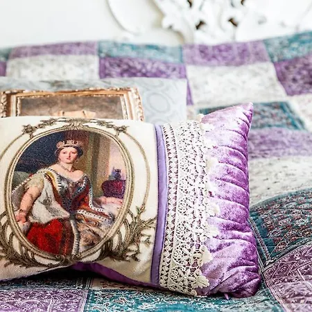 De Vrolijcke Bosmuis Bed & Breakfast