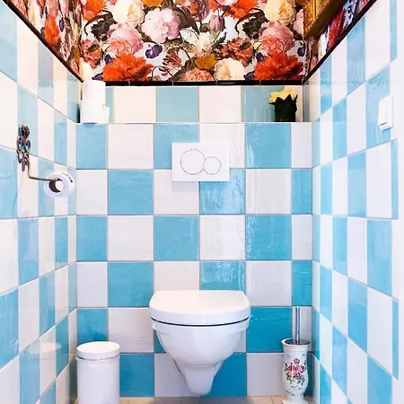 Bed & Breakfast De Vrolijcke Bosmuis Bergeijk