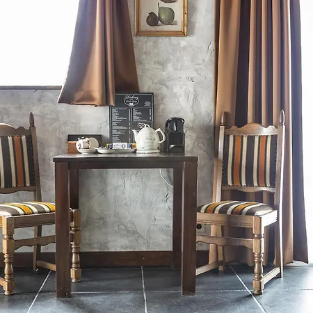 De Vrolijcke Bosmuis Bed & Breakfast