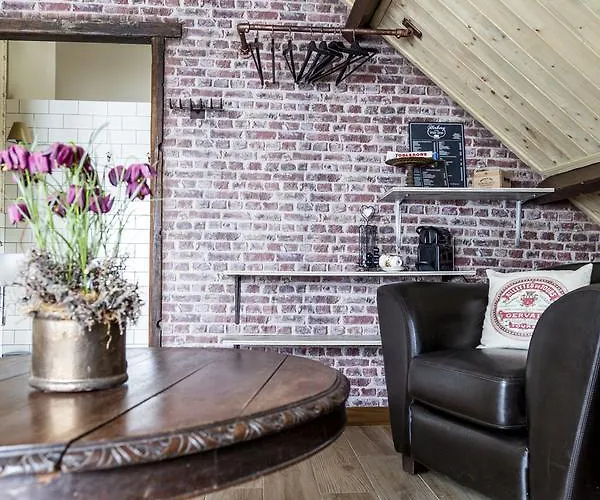 Bed & Breakfast De Vrolijcke Bosmuis Bergeijk