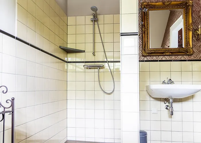 De Vrolijcke Bosmuis 4*